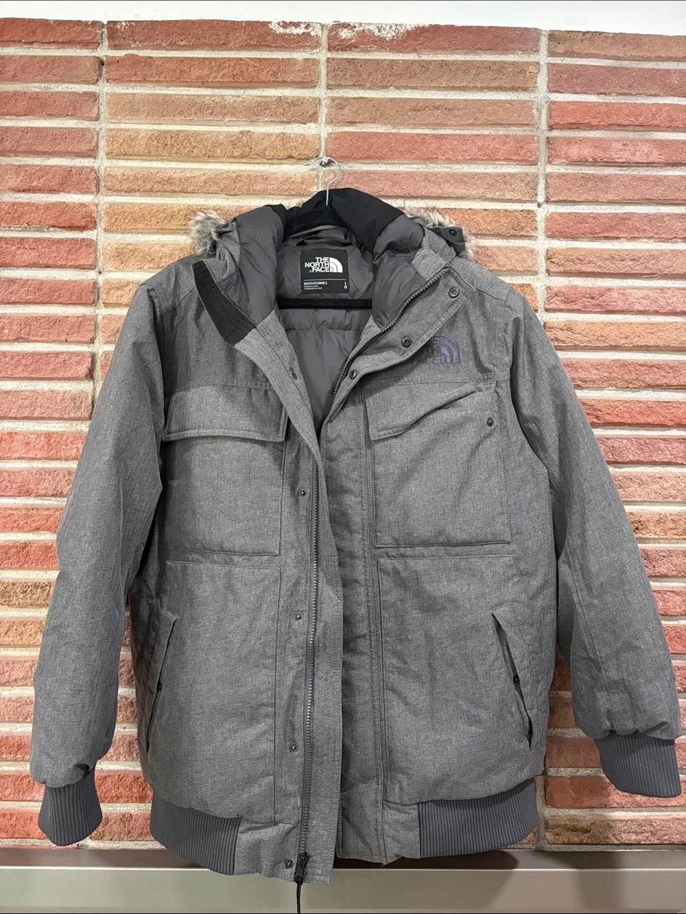 The North Face Gotham II Men’s Gray Down Parka Faux Fur Hood